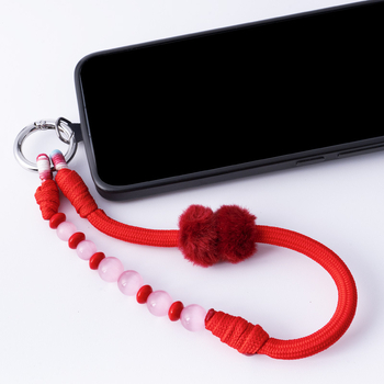 Popruh na mobilný telefón, ručne vyrobený s plyšovým príveskom geometrického tvaru; hardvér zo zinkovej zliatiny, polyesterové lano, kovová spona, prispôsobenie k dispozícii