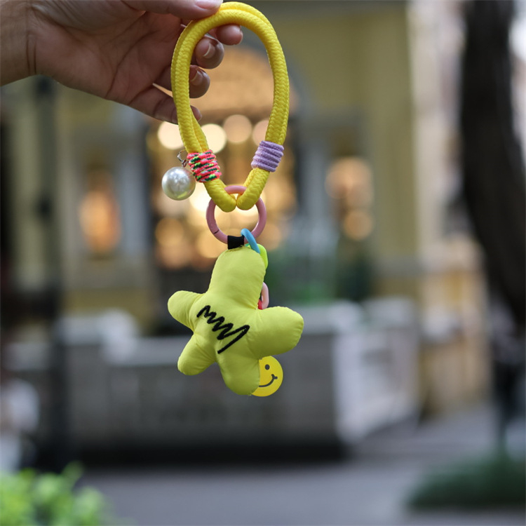 Plušaasti privjesak za telefon, torbu i ruksak s temom srca (Materijal: pliš; Uzorak: zvjezdice/sunce i mjesec/oblaci/vesolje; Stil: osobnostni trend; Podrijetlo: Guangzhou)
