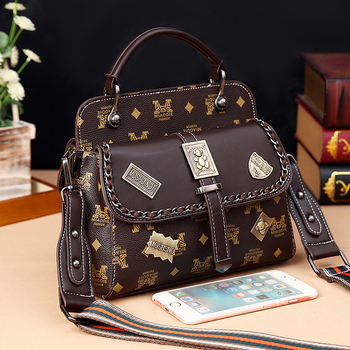 Női crossbody táska – utcai divat, retro dizájn, PU anyag, Messenger-stílusú táska, cipzáras nyitás, belső cipzáras zseb és telefonzseb