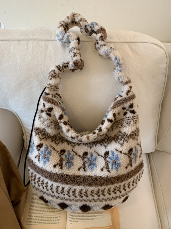 Crossbody kosár formájú táska, városi minimalist stílus, poliészter anyag, cipzáras záródás, vízszintes négyzetes sziluett