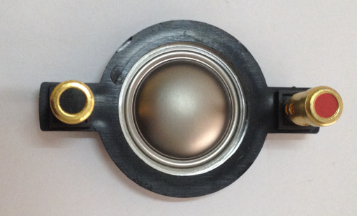 Horn tweeter ar titāna diafragmu, 25-kods, 34 horn vītnes