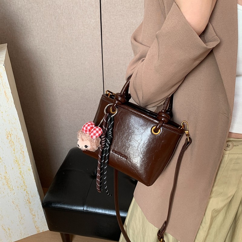 PU bőr vintage bucket táska, crossbody, közepes méret, téli 2024