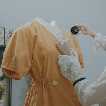 Електронна линийка BMAX — измерване по прави и криви повърхности с роликово движение за цилиндрични и неравни повърхности, цифров дисплей, резолюция 0,1 мм