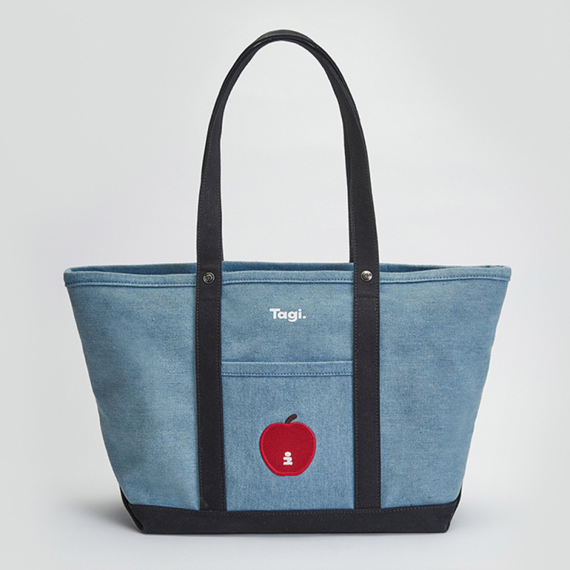 Plátená Tote taška - horizontálny štvorcový tvar, zips otvorenie, vnútorné vrecko na telefón, trojrozmerný vonkajší vzhľad, jeden ramenný popruh