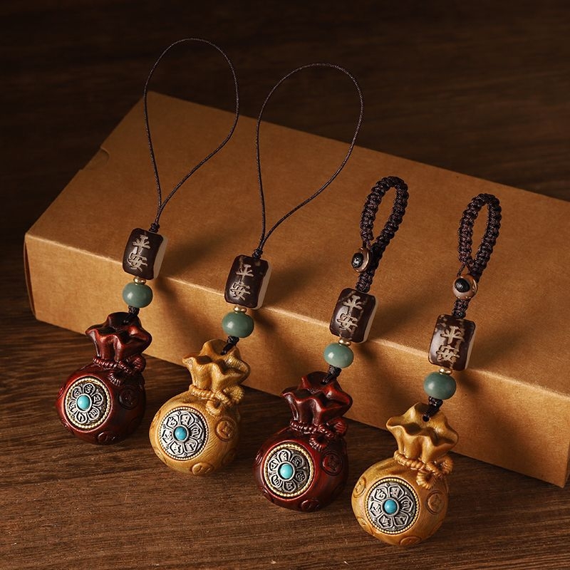 Kulcstartó szantálfából, pénztárca alakú mintával és hatszótagú mantrával, uniszex medál, telefonlánccal