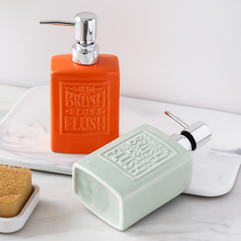 Kvadratinis keraminis dozavimo buteliukas su spaudimo mechanizmu, skandinaviško stiliaus, dažyta glazūra, 278 g, tinkamas rankų dezinfekavimui, šampūnui ir dušo gelio naudojimui