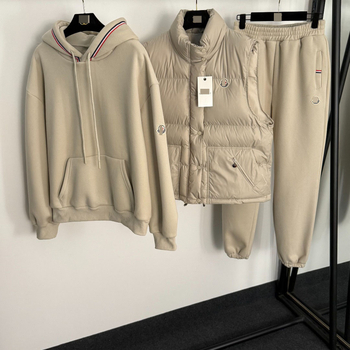 Trojdielny nohavicový kostým: mikina s kapucňou, nohavice s elastickým pásom | Vzor: Potlač; Horný štýl: Mikina; Dĺžka rukáva: Dlhý rukáv; Hlavný materiál: Bavlna; Hlavný materiál zložka 2: Vlna