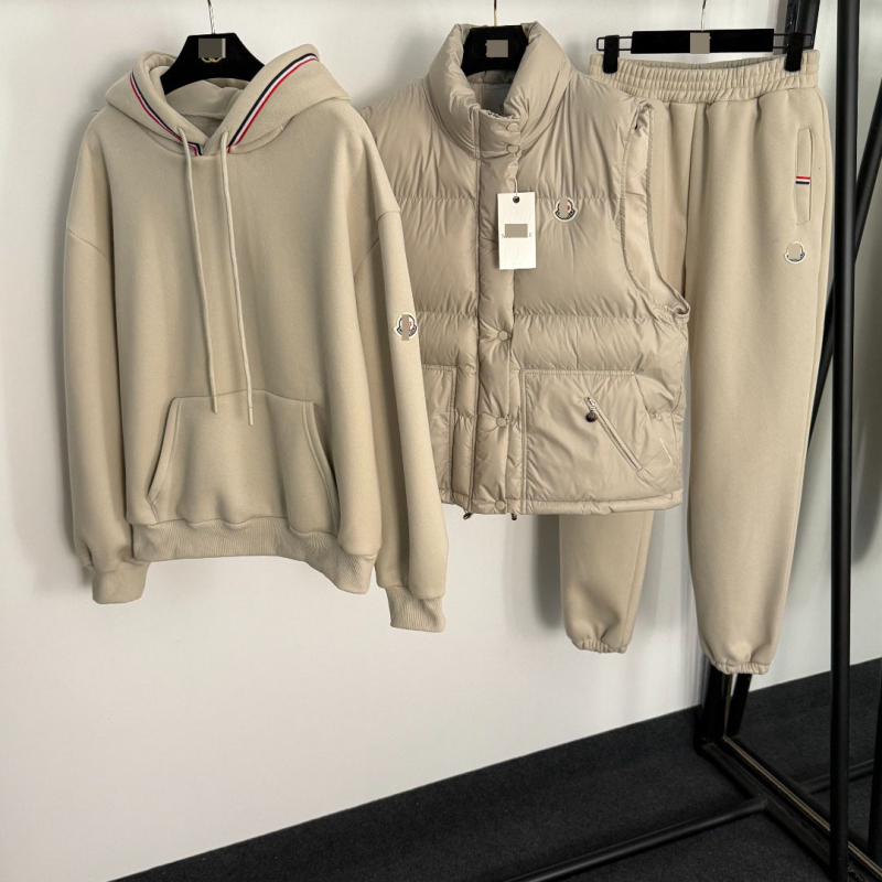 Trojdielny nohavicový kostým: mikina s kapucňou, nohavice s elastickým pásom | Vzor: Potlač; Horný štýl: Mikina; Dĺžka rukáva: Dlhý rukáv; Hlavný materiál: Bavlna; Hlavný materiál zložka 2: Vlna