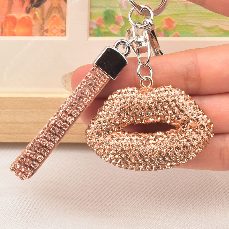 Autokľúčenka s perami v tvare diamantu, zliatina zinku, dostupný lux