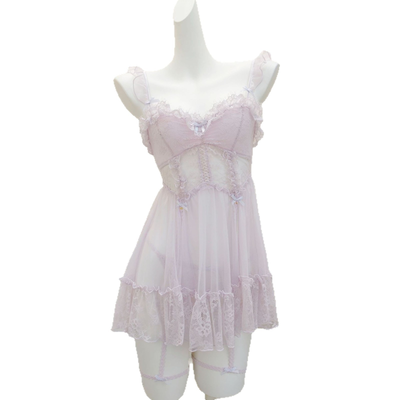 Κομψό νυχτερινό φόρεμα σε γαλλικό στυλ με διάφανη δαντέλα, πολυεστέρας, υπερ-λεπτό ύφασμα 81-100 g/m², κυκλοφορεί φθινόπωρο 2025