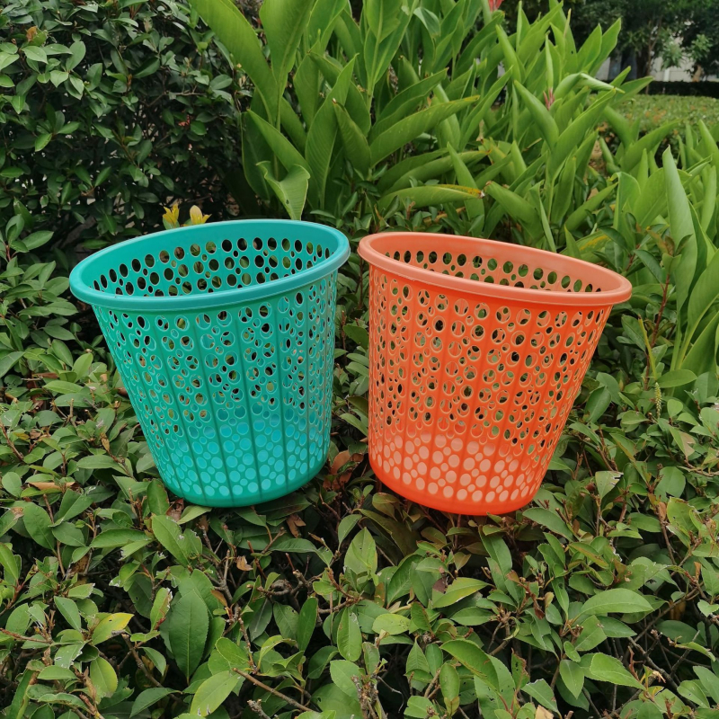 Šiukšlių dėžė su išpjovomis, be dangtelio, plastikinė, 6 L, namų naudojimui