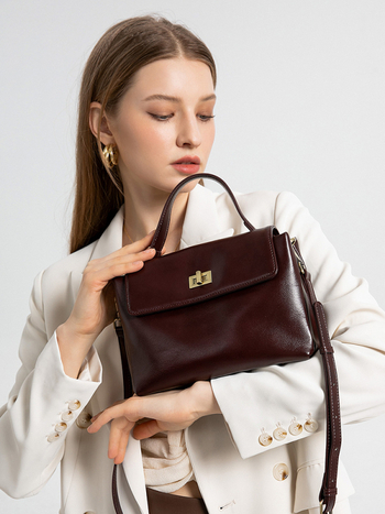 Ženska torbica od prave kože, crossbody, stil kuvert, horizontalni kvadratni oblik, zatvaranje zipom, unutarnji džepovi: zip, džep za telefon, ID džep, podstava od poliester-bomxba, jedan remen, za svakodnevnu upotrebu