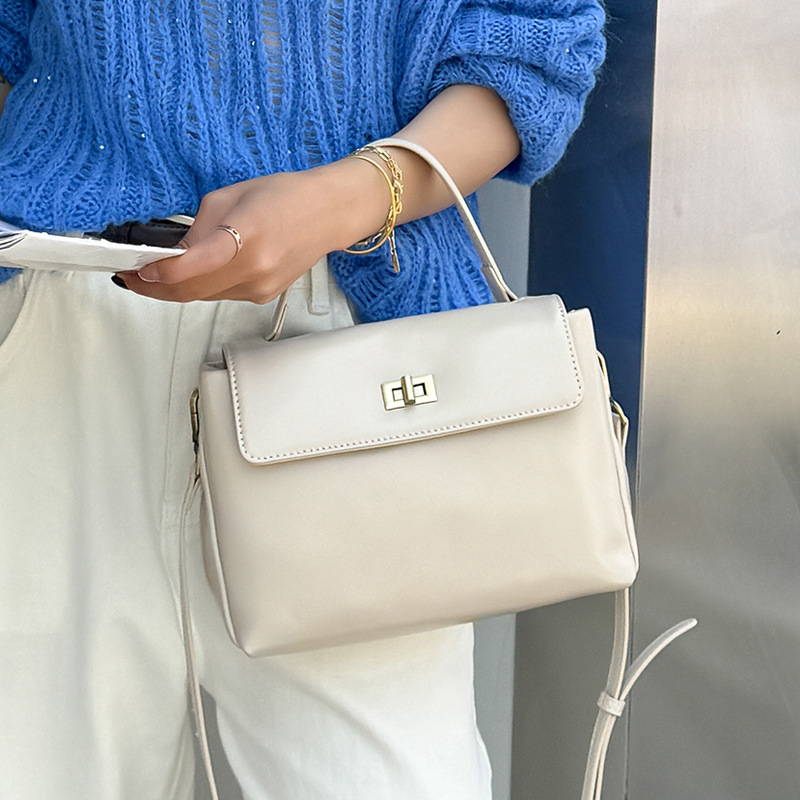 Ženska torbica od prave kože, crossbody, stil kuvert, horizontalni kvadratni oblik, zatvaranje zipom, unutarnji džepovi: zip, džep za telefon, ID džep, podstava od poliester-bomxba, jedan remen, za svakodnevnu upotrebu