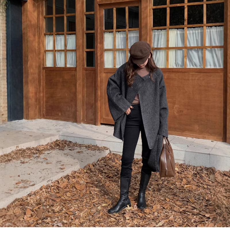 Женско твидено палто от вълна, свободна кройка, кръгла яка, скрито закопчаване с катарама, 95%+ вълна