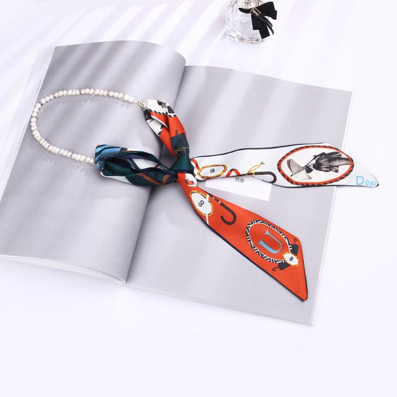 Šalle ar ģeometrisku rakstu, materiāls: poliesteris, Odere: poliesteris, druka, mūsdienīgs stils (Zīmols: Nimei; Materiāls: poliesteris; Raksts: ģeometrisks; Apstrāde: drukāšana; Odere: poliesteris)