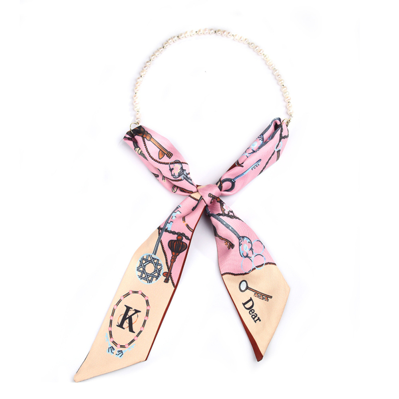 Skarelė kaklui su geometriniu raštu, medžiaga: poliesteris, pamušalas: poliesteris, spauda, šiuolaikinis stilius (Prekės ženklas: Nimei; Medžiaga: poliesteris; Raštas: geometrinis; Apdorojimas: spauda; Pamušalas: poliesteris)