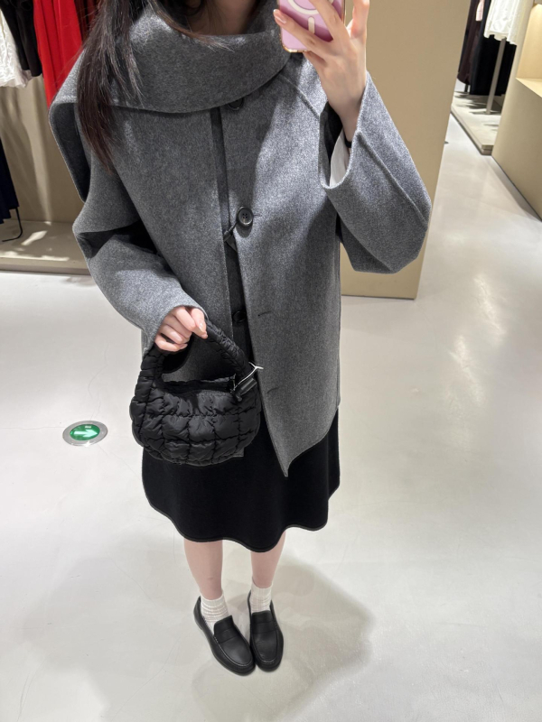 Дамско палто от вълна – средна дължина, шал-яка, реглан ръкави, свободен крой, едноредово закопчаване, едноцветно