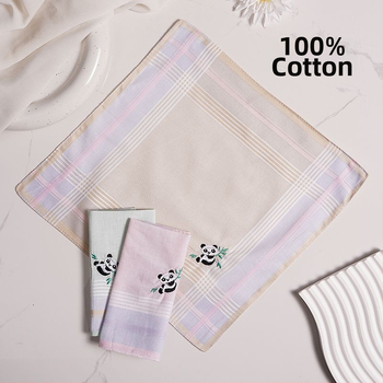 Sieviešu kabatas kvadrāts ar izšuvumu panda (Unique; Pieaugušie; Sakausējums; Pavasaris 2025)