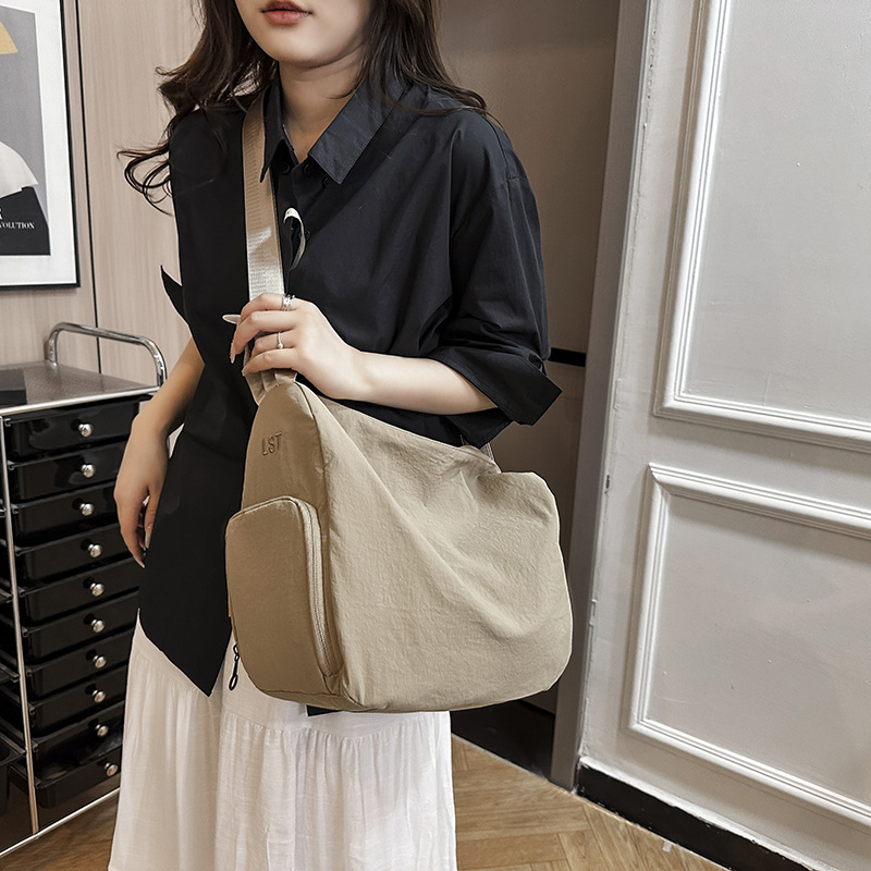 Чанта за през рамо за пътуване с голям капацитет, Oxford плат, подплата полиестер, цип, вътрешен джоб с цип, единична презрамка