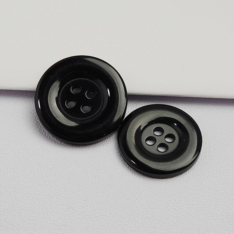 Buton din rășină cu patru găuri pentru cămăși și paltoane, vopsibil, potrivit pentru uniforme