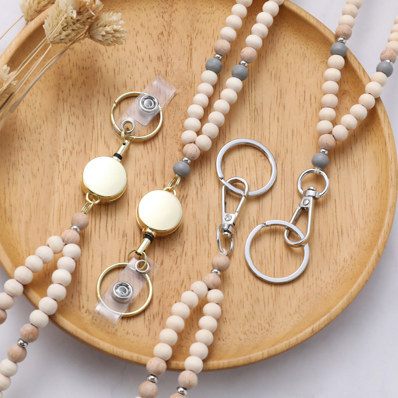 Metalni lanyard za kartice, modernog minimalističkog stila