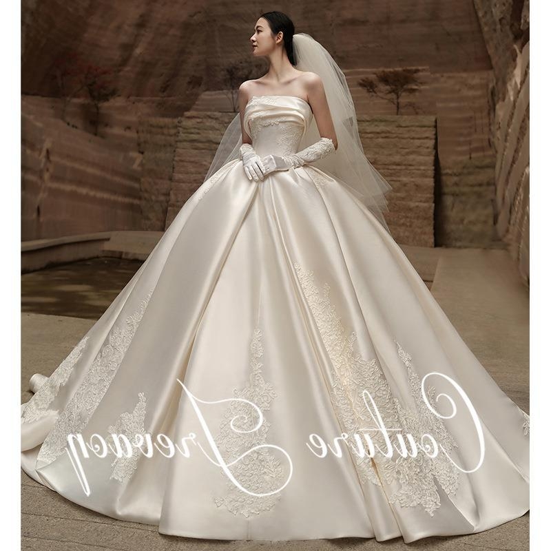 Váll nélküli esküvői ruha, hercegnői sziluett, hosszú szoknya, középső derék, poliészter keverék