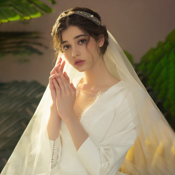 Si Ai Vienna Waltz Könnyű menyasszonyi ruha 2025 tavasz - hosszú ujjú, mély V-nyak, uszály, poliészter anyag, középső derék