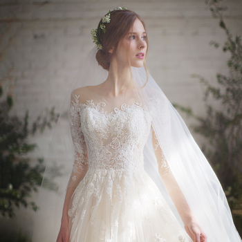 Tél 2025 menyasszonyi ruha, erdő ihletésű dizájn, hercegnő sziluett, magas derék, hosszú ujjú, hosszú szoknya