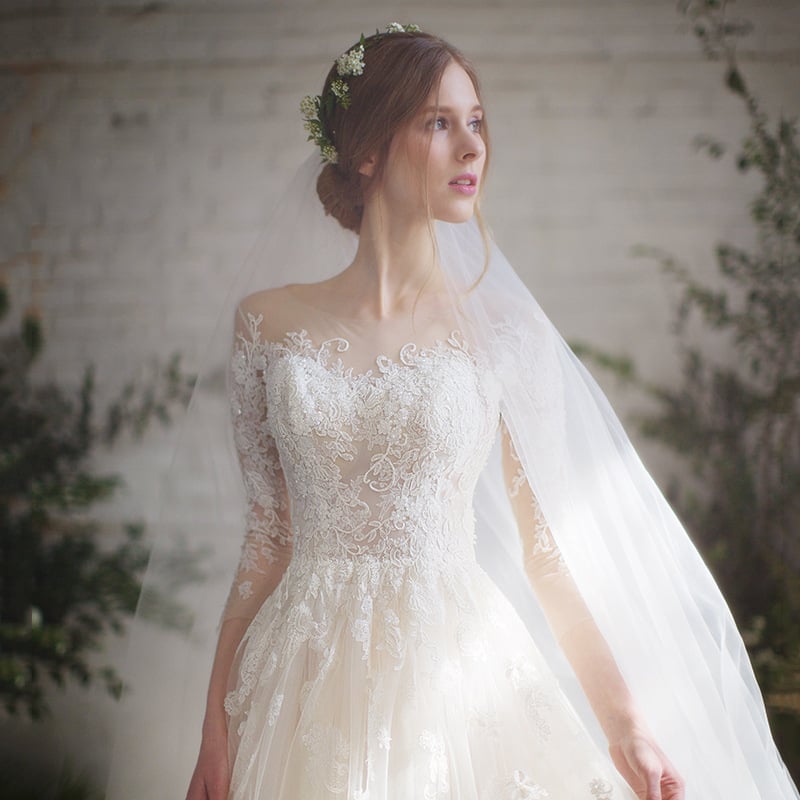 Tél 2025 menyasszonyi ruha, erdő ihletésű dizájn, hercegnő sziluett, magas derék, hosszú ujjú, hosszú szoknya