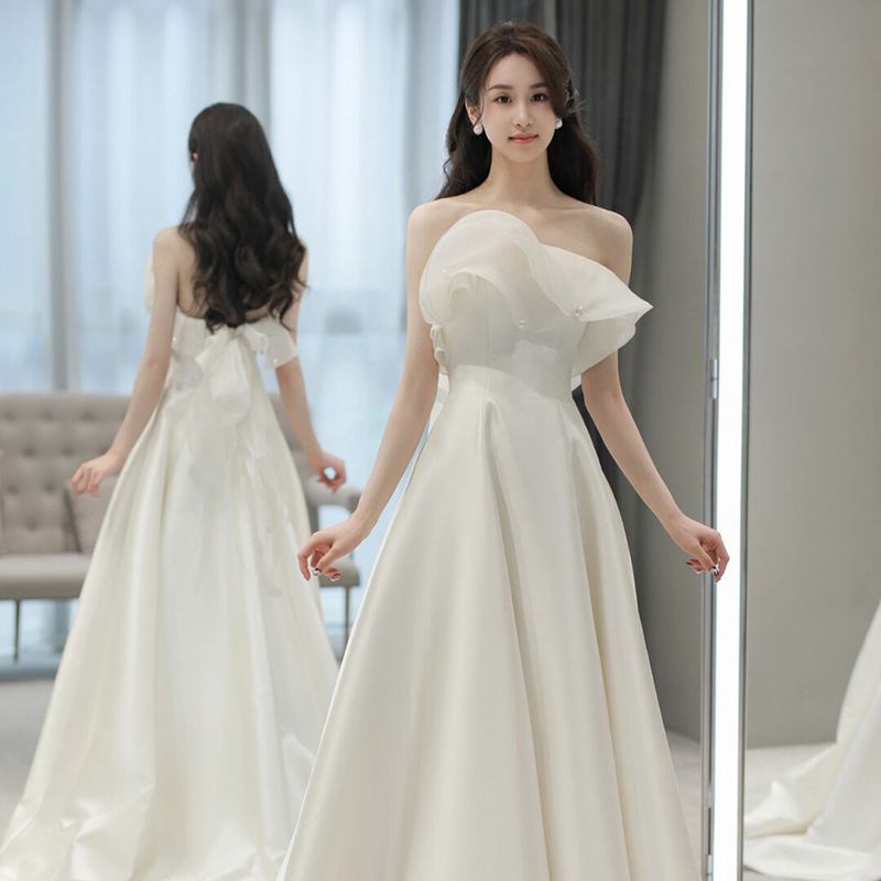 Rochie de mireasă în stil coreean, fără bretele, talie înaltă, lungă din satin, siluetă de prințesă, amestec poliester 30–50%