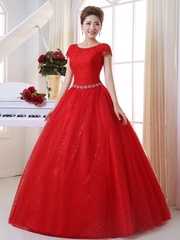 Δαντελένιο νυφικό, 80% πολυεστέρας / 20% πολυπροπυλένιο, μανίκια 3/4, σιλουέτα πριγκίπισσα, μέση στη μέση