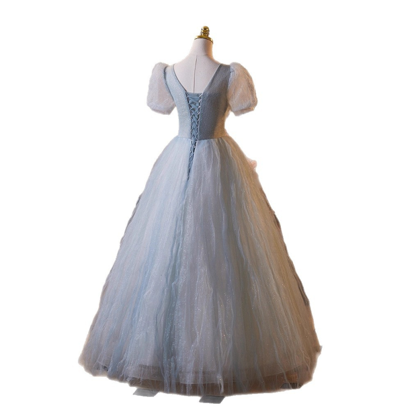 Estélyi ruha hercegnő-stílusú, magas derék, hosszú szoknya, hercegnő ujjak, poliészter 30-50% tartalom