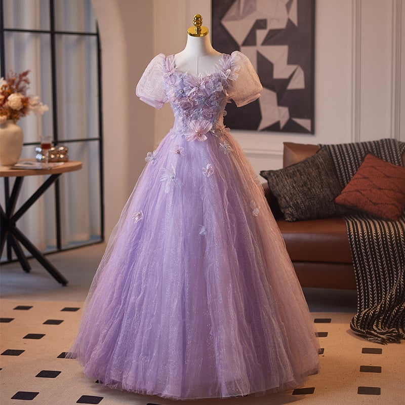 Estélyi ruha hercegnő-stílusú, magas derék, hosszú szoknya, hercegnő ujjak, poliészter 30-50% tartalom