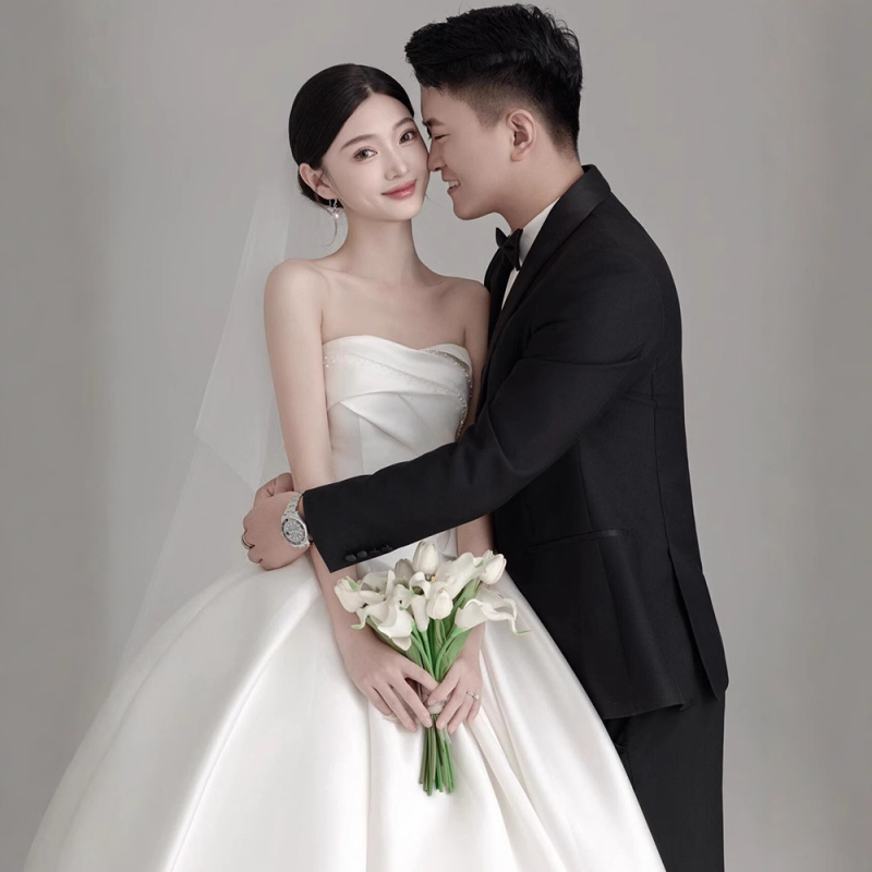 Rochie de mireasă din satin, stil franțuzesc, fără bretele, talie înaltă, lungă, fără mâneci