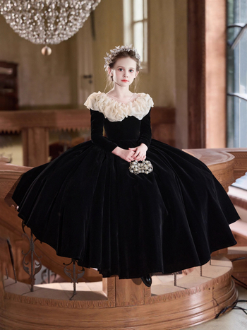 Детска рокля принцеса за сватбена цветница и пиано изпълнение — основна тъкан: зайче пух (91–95%), смесени химични влакна, подплата полиестер