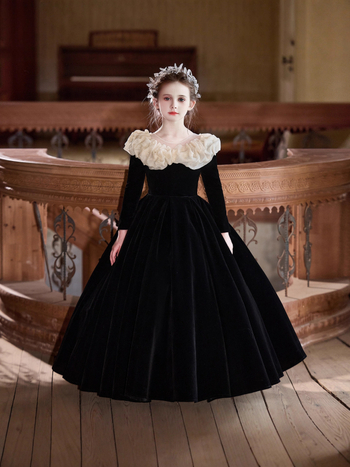 Детска рокля принцеса за сватбена цветница и пиано изпълнение — основна тъкан: зайче пух (91–95%), смесени химични влакна, подплата полиестер