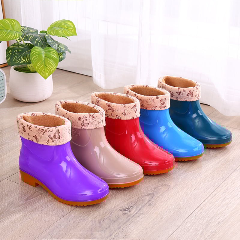 Moteriški lietaus batai, plastikinė viršutinė dalis, trumpas vamzdelis, plokščias kulnas, standartinis storis, išleisti 2022 m. rudens