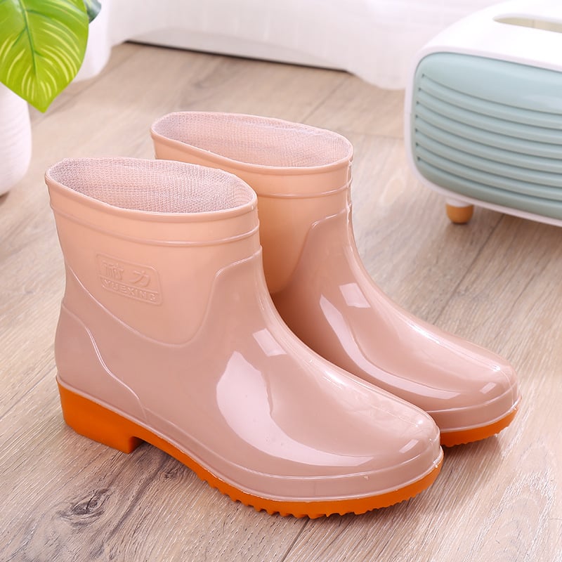 Moteriški lietaus batai, plastikinė viršutinė dalis, trumpas vamzdelis, plokščias kulnas, standartinis storis, išleisti 2022 m. rudens