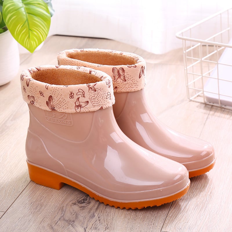 Moteriški lietaus batai, plastikinė viršutinė dalis, trumpas vamzdelis, plokščias kulnas, standartinis storis, išleisti 2022 m. rudens