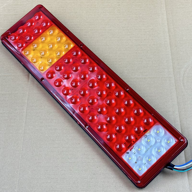 LED stražnja svjetiljka za kamion, 24V, LED izvor svjetla, vijek trajanja 20000 h, Dio Tb-778100178495