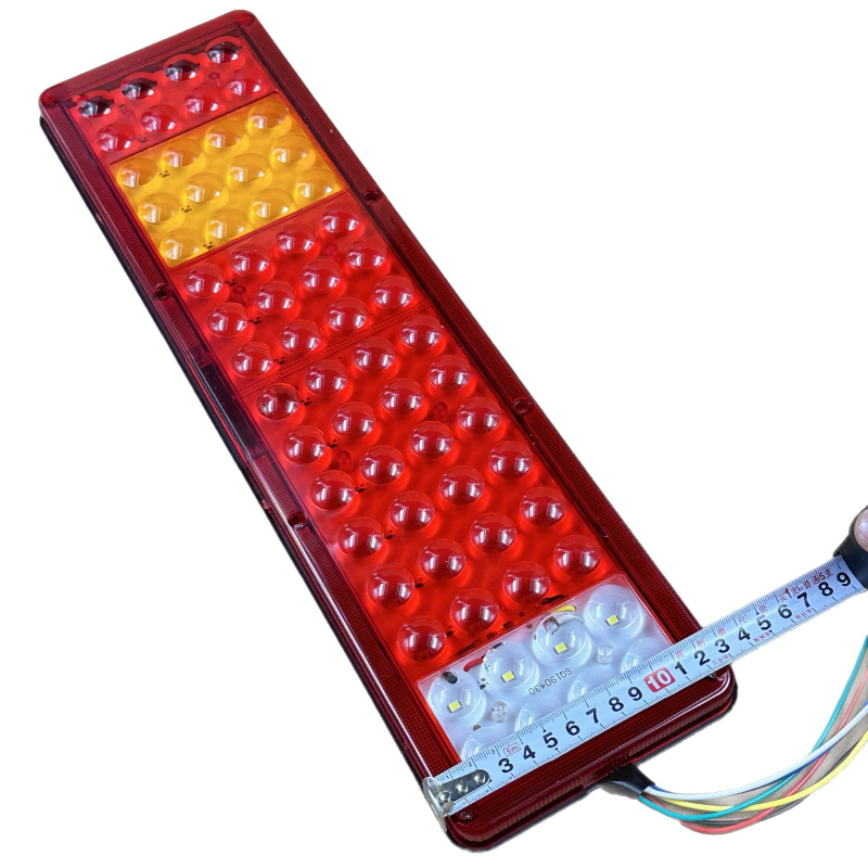 LED stražnja svjetiljka za kamion, 24V, LED izvor svjetla, vijek trajanja 20000 h, Dio Tb-778100178495