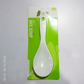 Lingură pentru orez din plastic pentru oală electrică de gătit orez, Top beauty; pentru adulți; lingură; lansată toamna 2017. (plastic; adulți; Top beauty; lingură; toamna 2017).