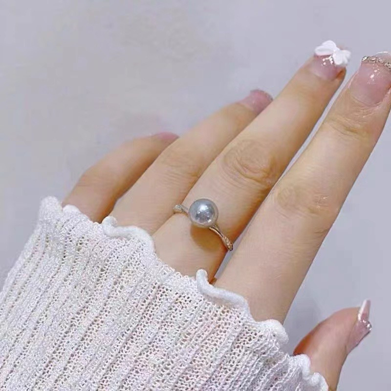 Gredzens ar izliektu dizainu, vara pamats ar 18K zelta pārklājumu un biezu zelta pārklājuma slāni, Willans, izcelsme Shaoxing, rudens 2023