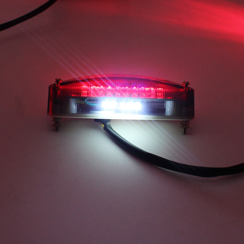 LED stražnja svjetiljka za motocikl, model 2003, 5W, 12V, ABS s metalnim nosačem