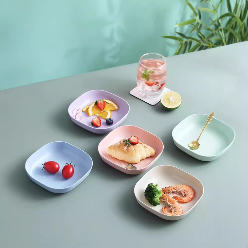 Чиния - квадратна, от пшеница, с печатно лого, неподходяща за микровълнова