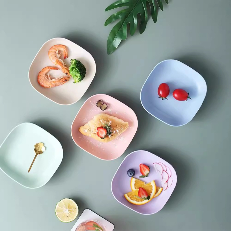 Чиния - квадратна, от пшеница, с печатно лого, неподходяща за микровълнова