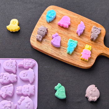 Szilikon mold 16 üreggel, 8 szellem Halloween motívummal – sütéshez, csokoládéhoz és zselékhez