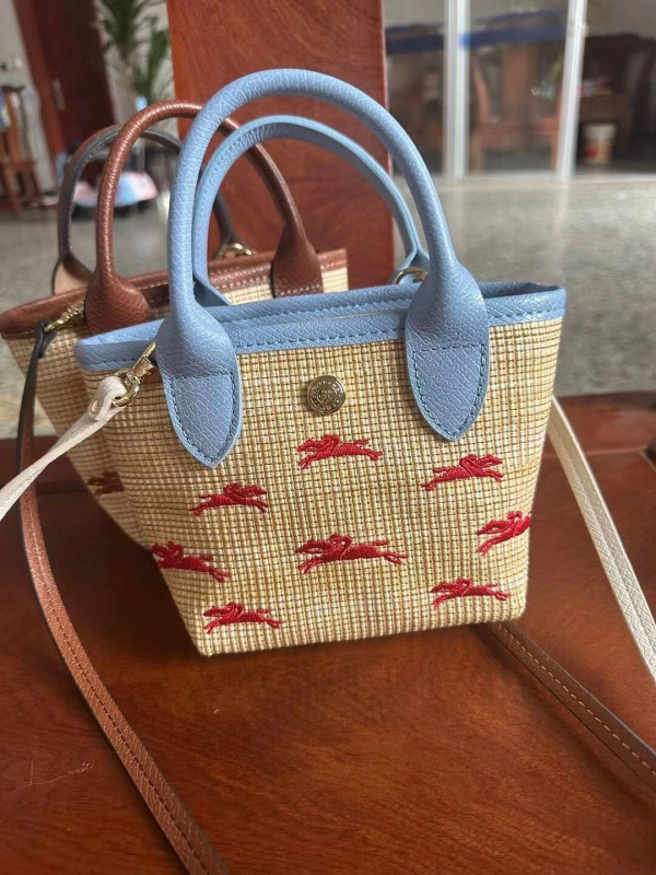 Longxiang új francia stílusú szalma mini táska, kézzel szőtt, váll- vagy crossbody pánttal, hímzett, sokoldalú