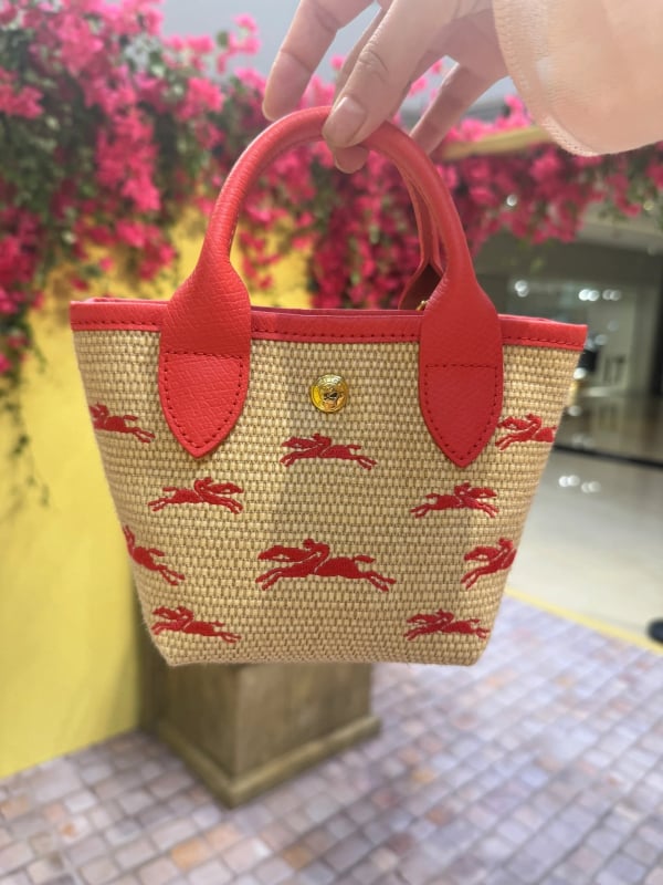 Longxiang új francia stílusú szalma mini táska, kézzel szőtt, váll- vagy crossbody pánttal, hímzett, sokoldalú