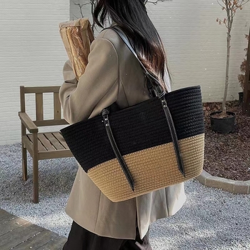 Ženska tote torba od pletene slame, poliester materijal, gradski minimalistički stil, oblik torbe za kupovinu, otvoren način otvaranja